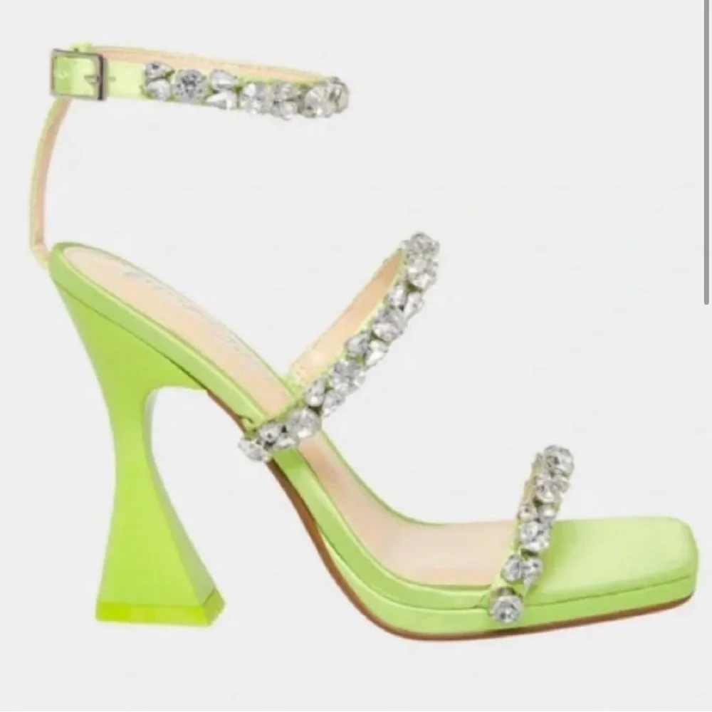 NEW Betsey Johnson Satin& Rhinestones Heels Size 7 - Picture 7 of 7